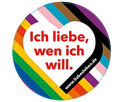 Vorderseite des Aufklebers "Ich liebe, wen ich will." Auf der Rückseite neben dem Logo der BZgA und von LIEBESLEBEN die Kontaktdaten der Telefon- und Onlineberatung zu sexueller und geschlechtlicher Vielfalt.